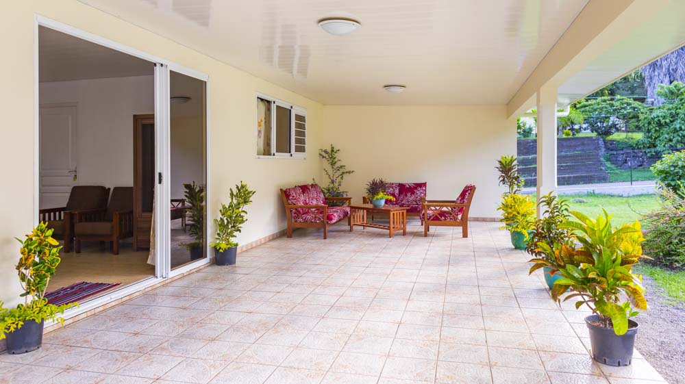 Terrasse d'une maison du Vely Lodge de Nuku Hiva ©Le Vely Lodge de Nuku Hiva